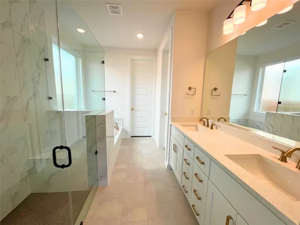 $2,700 | 401 Darley Oak Drive, Dripping Springs, TX 78620