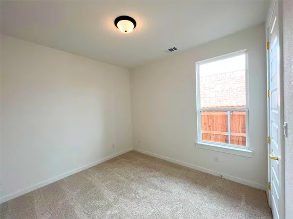 $2,700 | 401 Darley Oak Drive, Dripping Springs, TX 78620