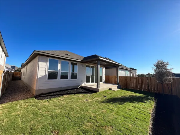 $2,700 | 401 Darley Oak Drive, Dripping Springs, TX 78620