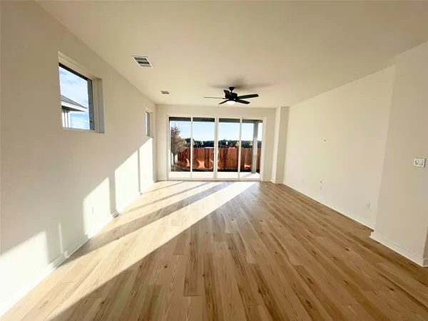 $2,700 | 401 Darley Oak Drive, Dripping Springs, TX 78620