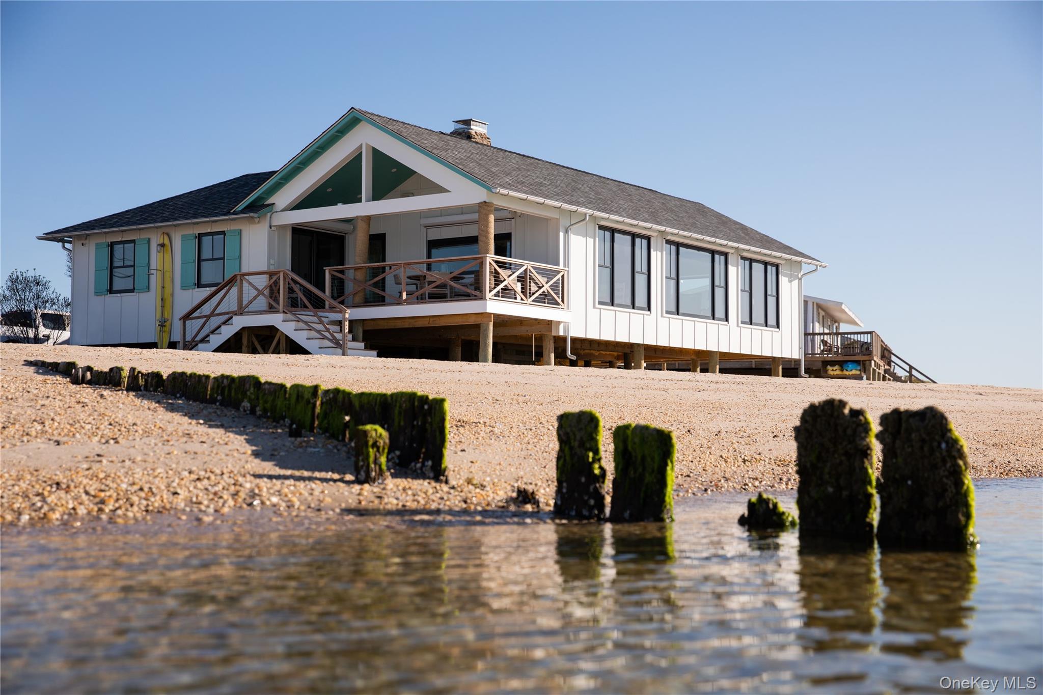 610 Park Avenue Mattituck, NY 11952 - Photo 19 of 23 a front view of a house with a yard