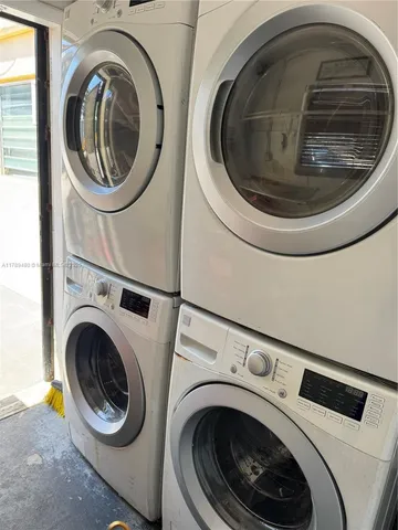 $200,000 | 17051 Northeast 23rd Avenue, Unit 1J, North Miami Beach, FL 33160