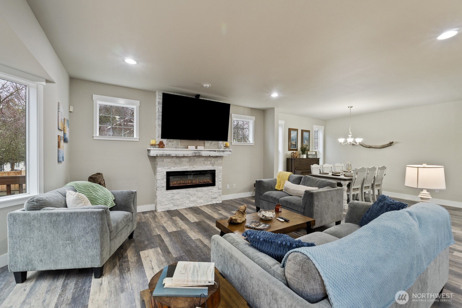 4233 154th Place Southeast Bothell, WA 98012 - Photo 10 of 40 Gallery Image 10