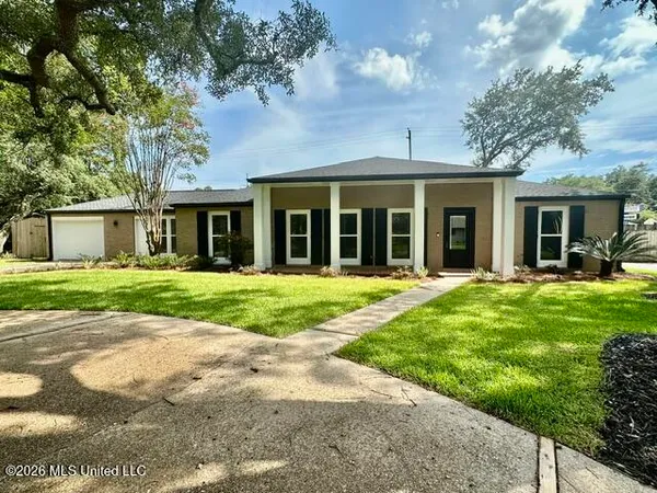 $350,000 | 305 Westview Drive, Biloxi, MS 39531