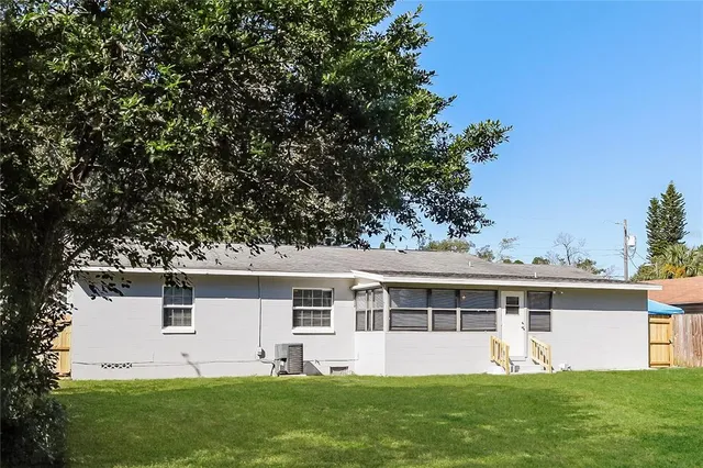 $1,890 | 4435 Fairview Avenue, Orlando, FL 32804