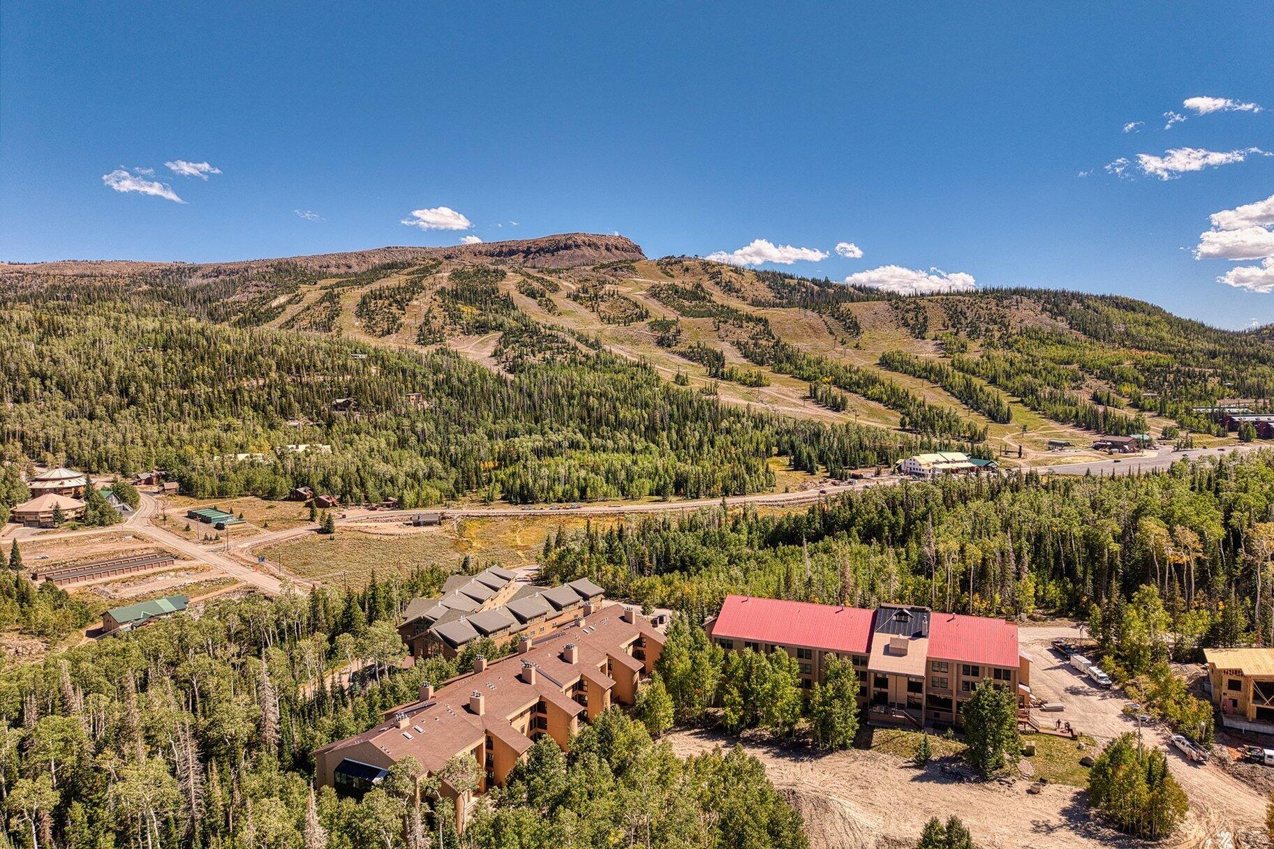 150 Ridgeview Street, Unit 128 Brian Head, UT 84719 - Photo 43 of 47 047_0002_d_hdr_337