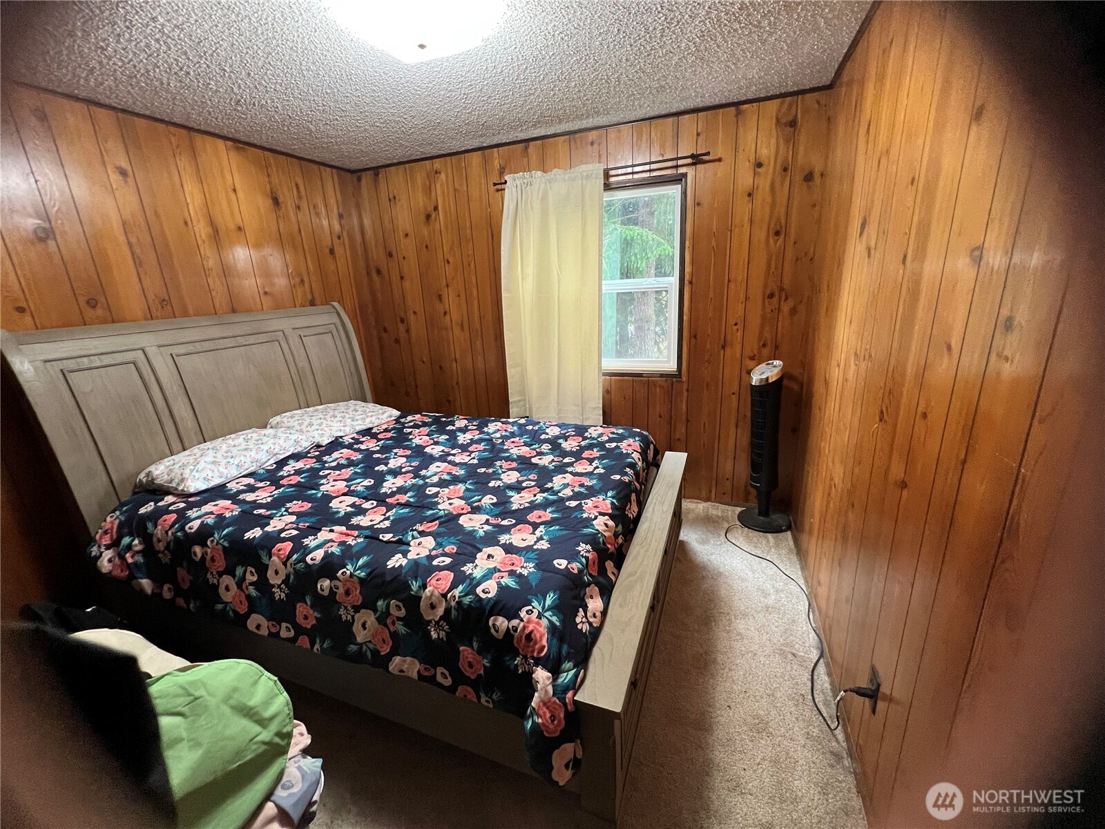 452 Lincoln Creek Road Centralia, WA 98531 - Photo 14 of 25 a bedroom with a bed and a window