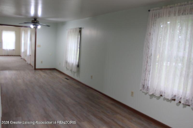 10122 Royston Road Grand Ledge, MI 48837 - Photo 6 of 29 20241015133432234408000000-o