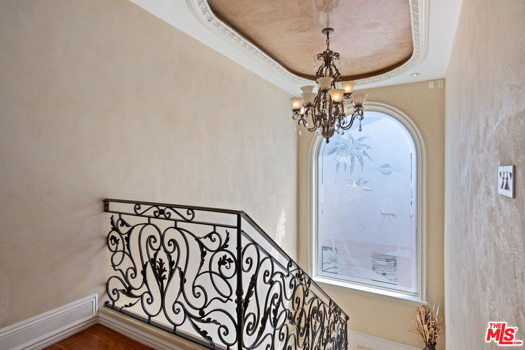 2023 Parnell Avenue Los Angeles, CA 90025 - Photo 23 of 59