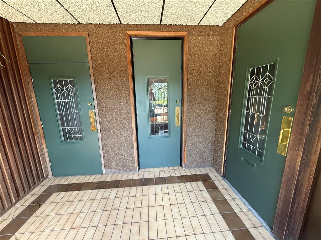 1525 Freeport Road Natrona Heights, PA 15065 - Photo 6 of 25