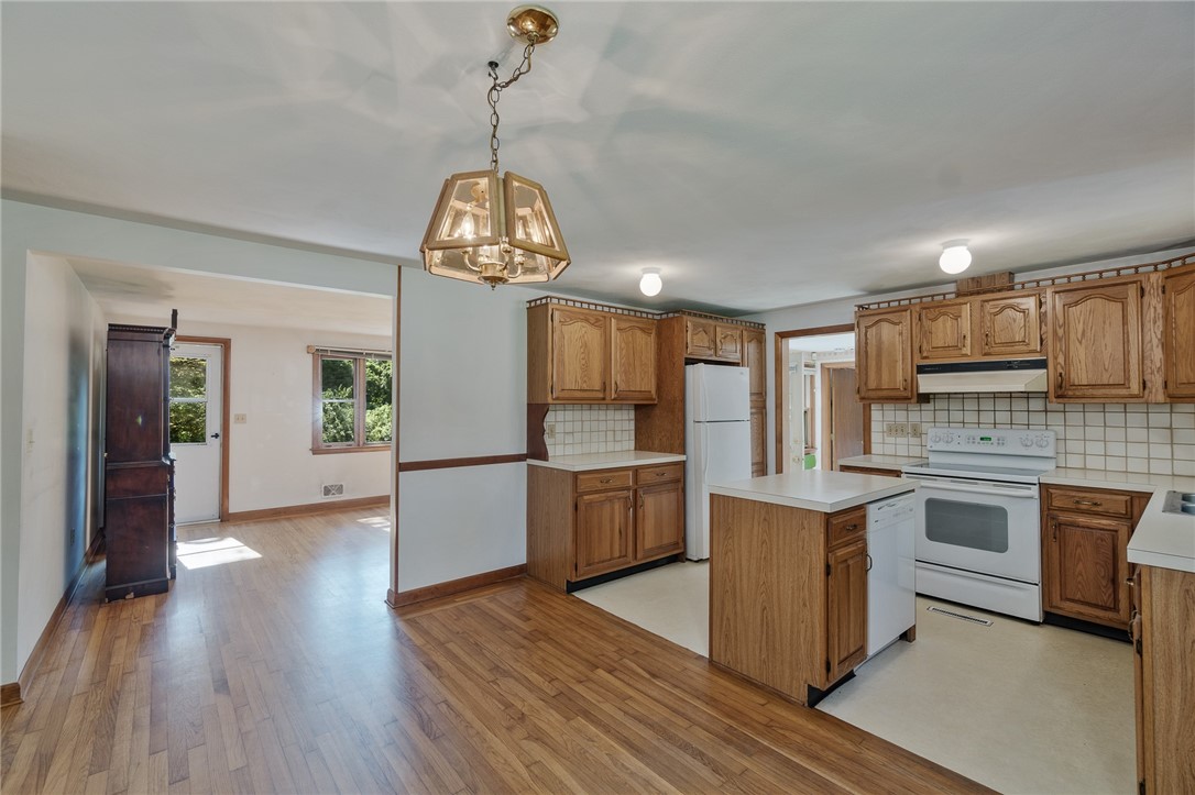 231 Sawmill Road Glocester, RI 02814 - Photo 11 of 47