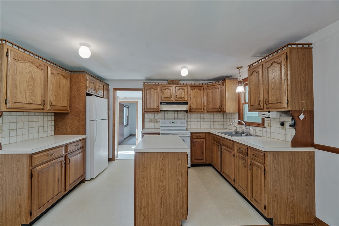 231 Sawmill Road Glocester, RI 02814 - Photo 13 of 47