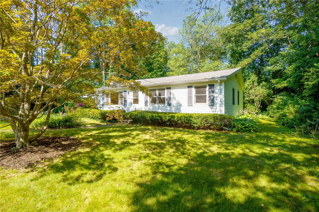 231 Sawmill Road Glocester, RI 02814 - Photo 4 of 47