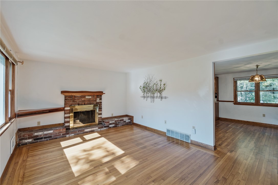 231 Sawmill Road Glocester, RI 02814 - Photo 6 of 47