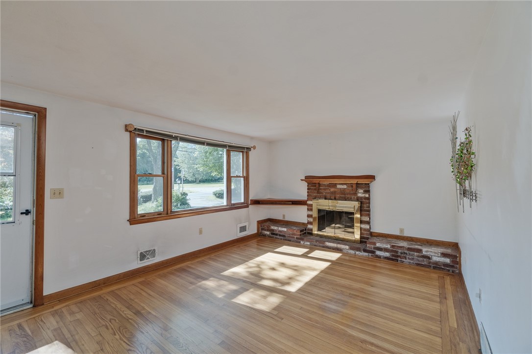 231 Sawmill Road Glocester, RI 02814 - Photo 7 of 47