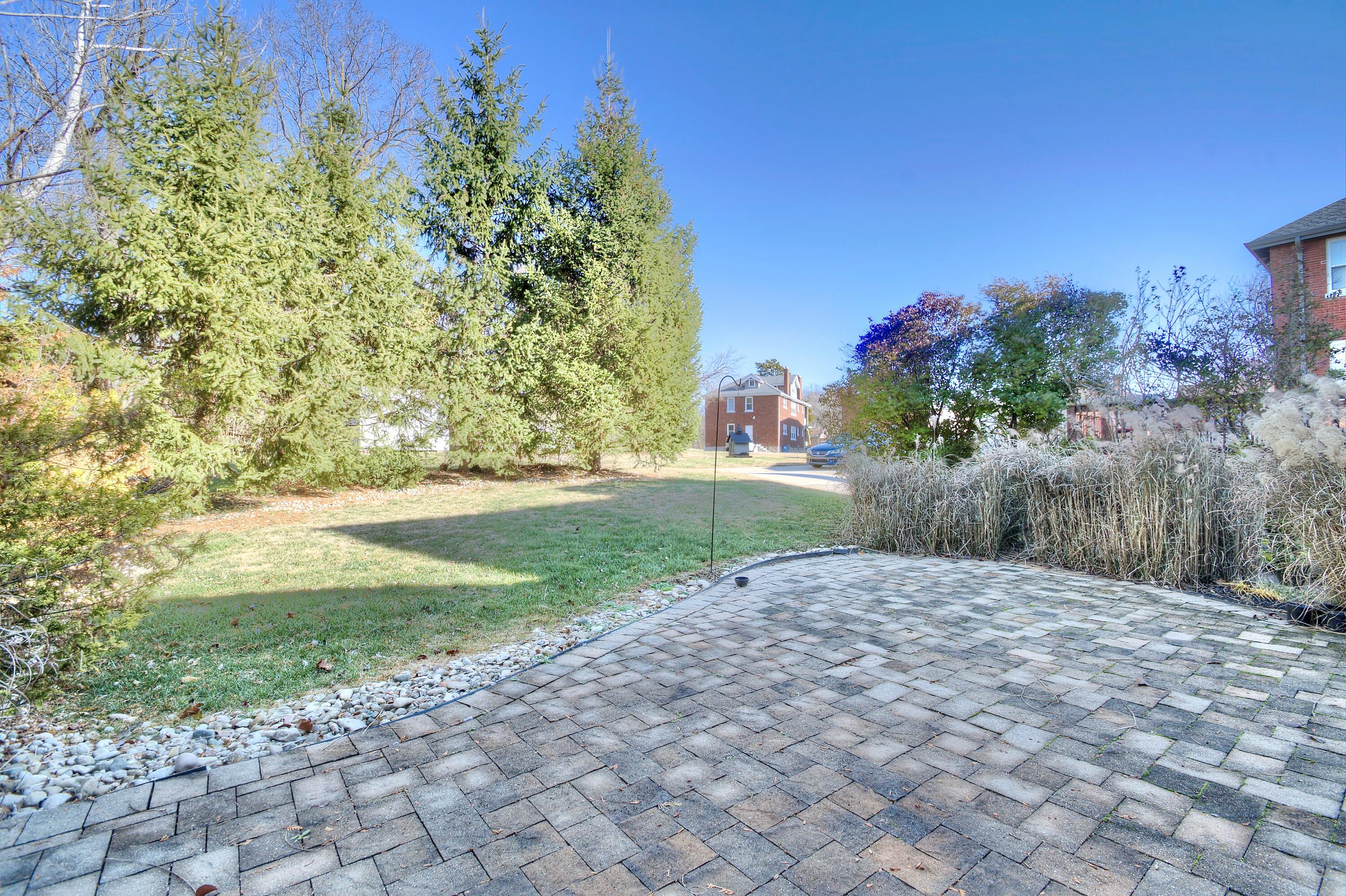 1203 Wilson Road Bellevue, KY 41073 - Photo 3 of 31 Gallery Image 3
