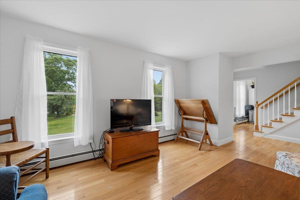 240 Sandown Road Chester, NH 03036 - Photo 17 of 41