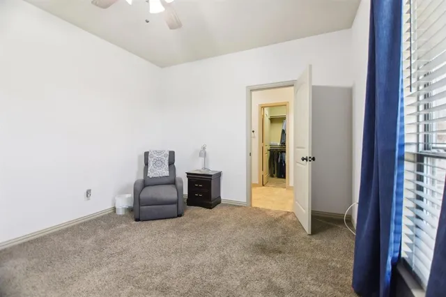 a view of livingroom with furniture