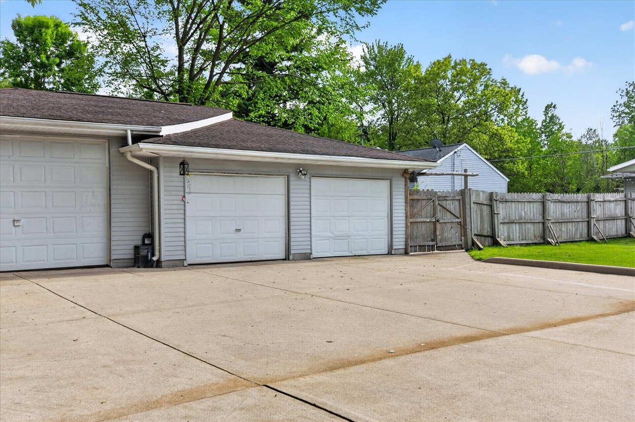 9489 Hyde Road Clarklake, MI 49234 - Photo 48 of 48