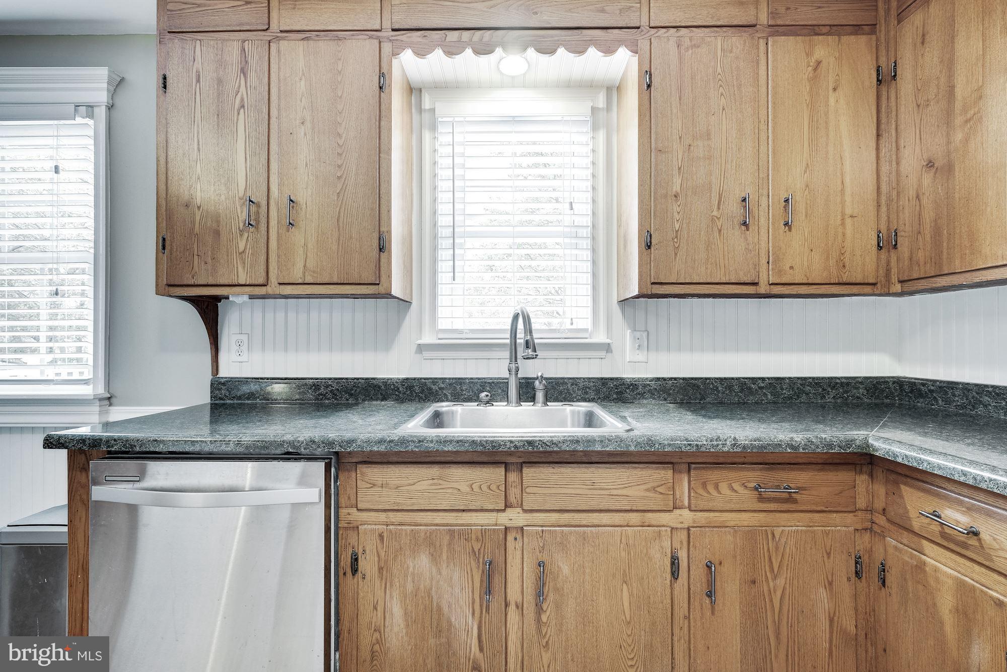 1642 Bollinger Road Westminster, MD 21157 - Photo 11 of 43 Eat-In Kitchen