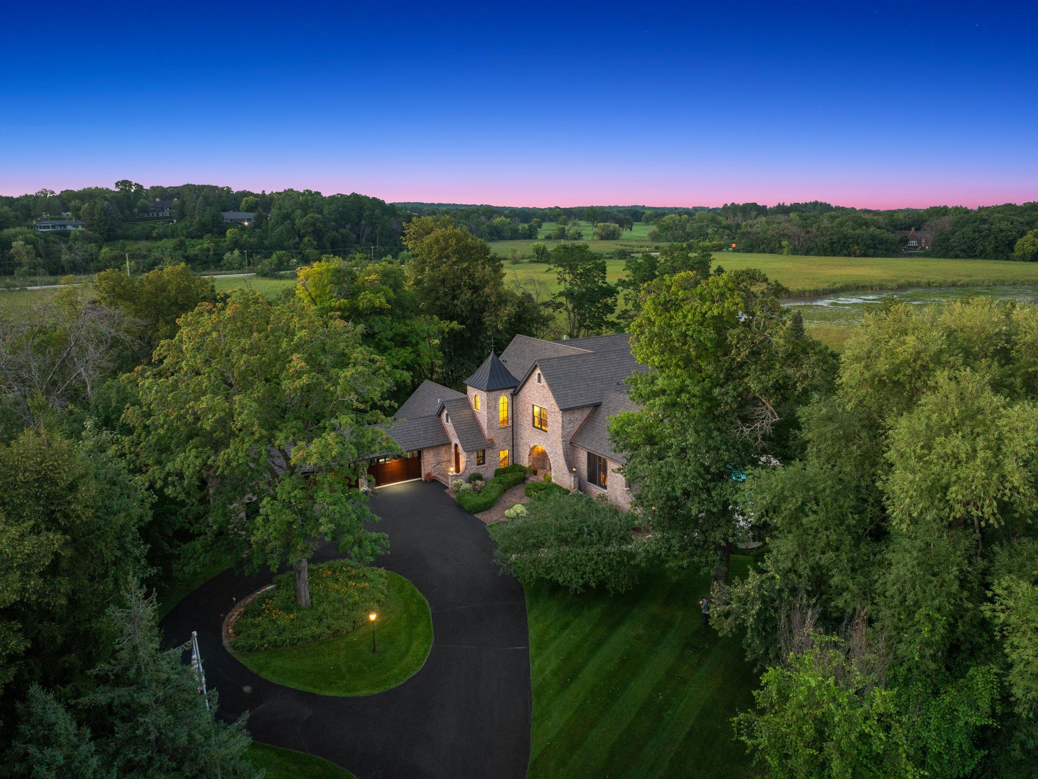 1070 Ferndale Road West Wayzata, MN 55391 - Photo 1 of 140 Gallery Image 1