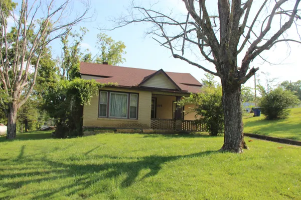 $180,000 | 105 General Rice Street, Dover, TN 37058