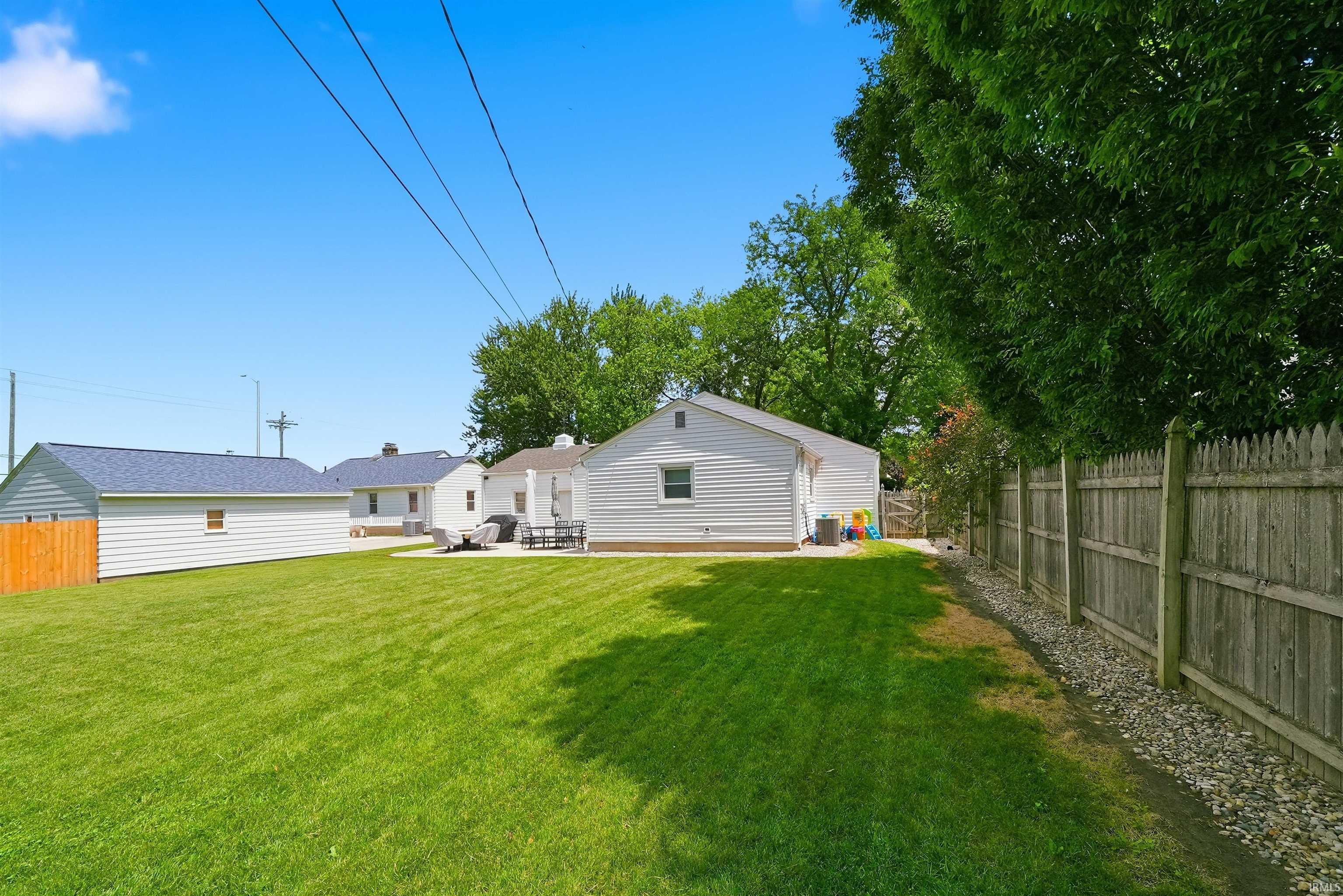 2110 Springfield Avenue Fort Wayne, IN 46805 - Photo 37 of 39
