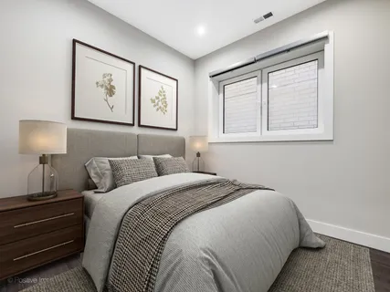 $675,000 | 1446 West Chestnut Street, Unit 2, Chicago, IL 60642