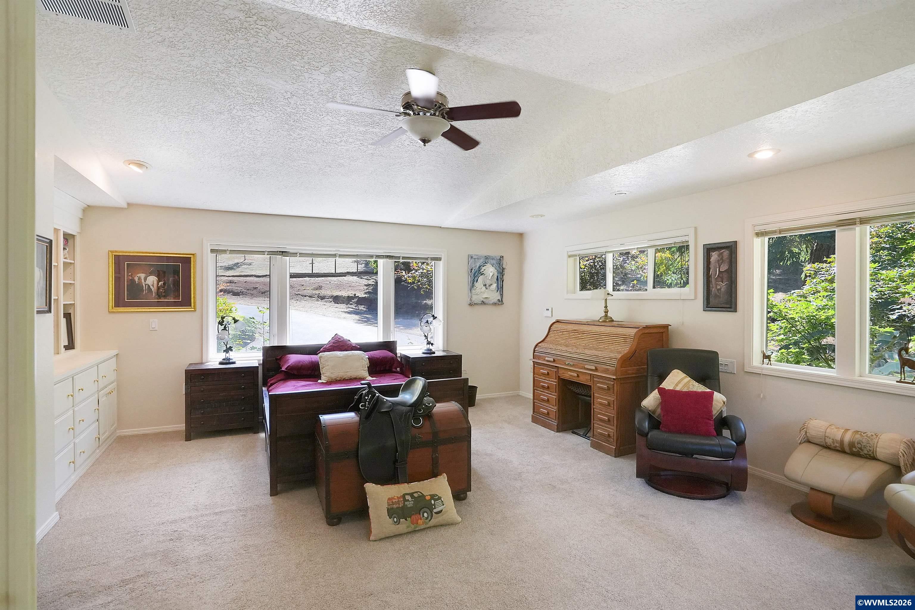 6135 Skyline Road South Salem, OR 97306 - Photo 12 of 48