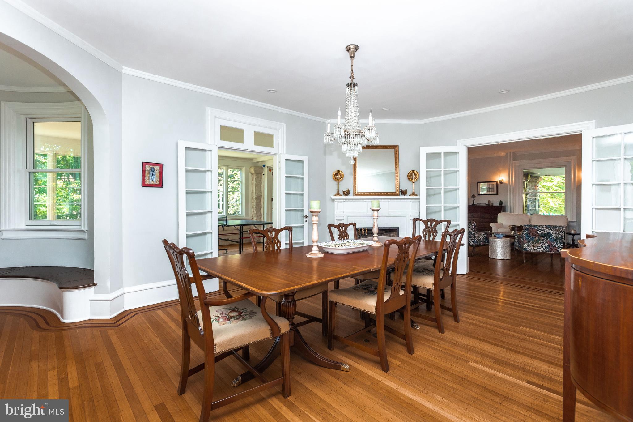 4711 Roland Avenue Baltimore, MD 21210 - Photo 23 of 68 Gracious Dining Room with fireplace