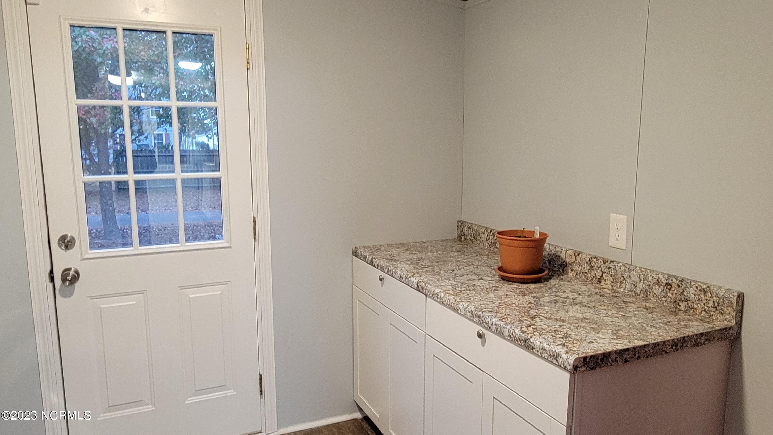 4606 Dixon Road Grimesland, NC 27837 - Photo 13 of 18 20231110_162322