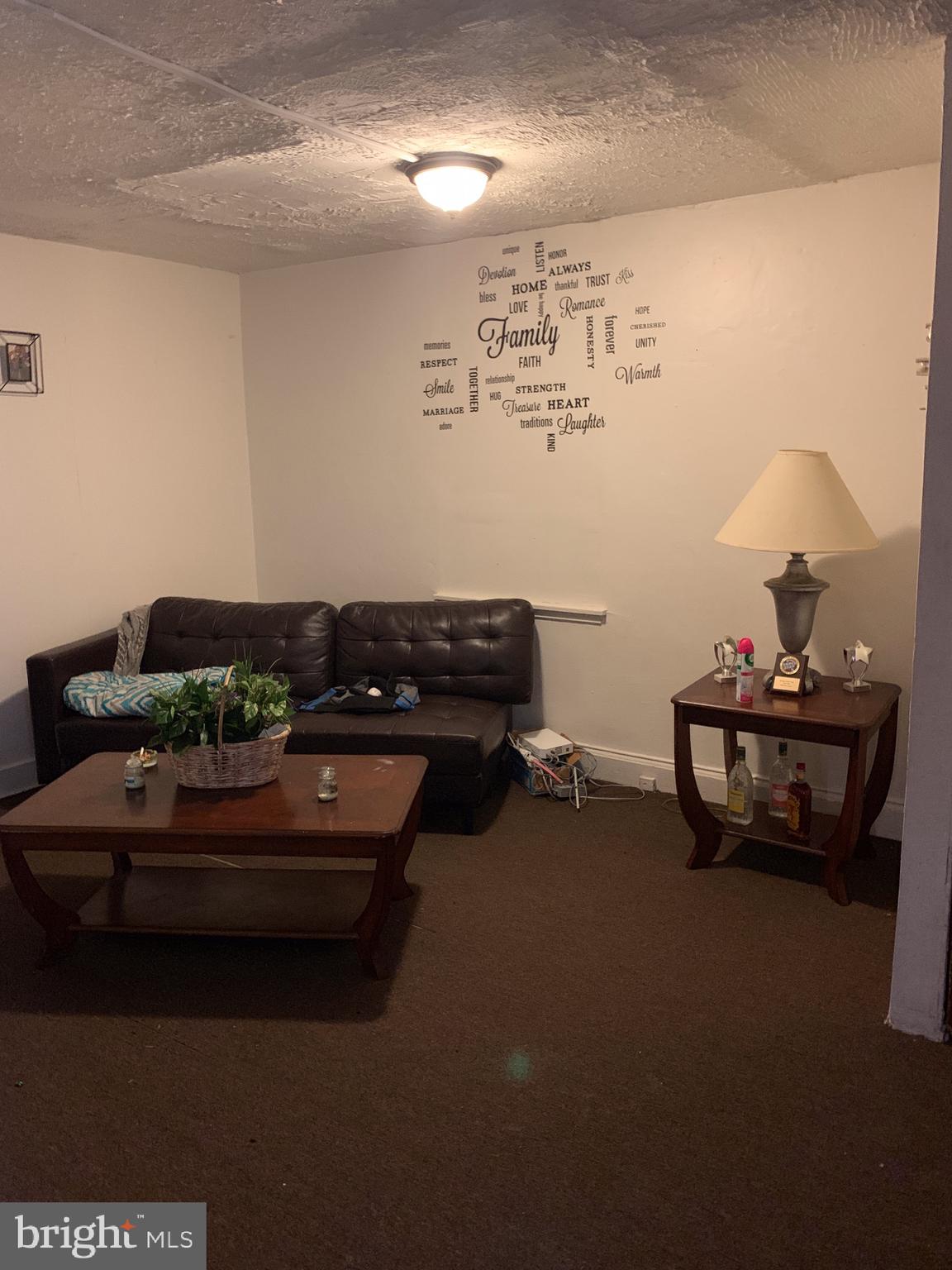1397 Roanoke Road Camden, NJ 08104 - Photo 5 of 10