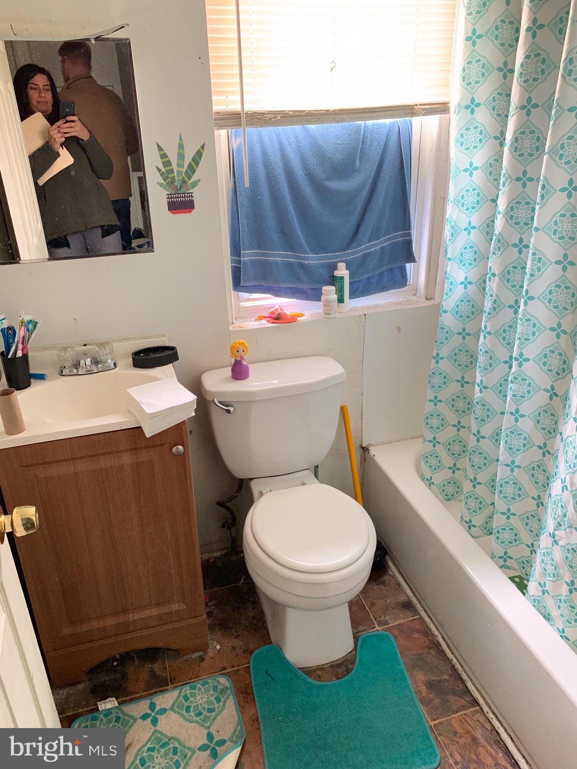 1397 Roanoke Road Camden, NJ 08104 - Photo 9 of 10