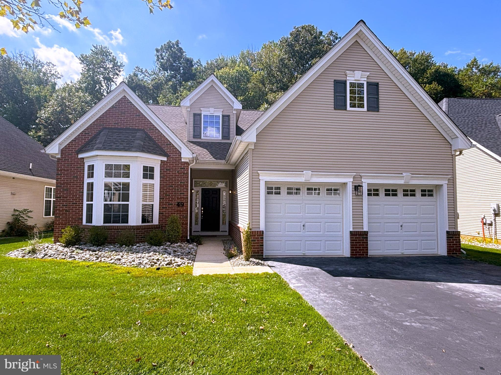 49 Sedona Boulevard Hamilton, NJ 08691 - Photo 1 of 54 Gallery Image 1