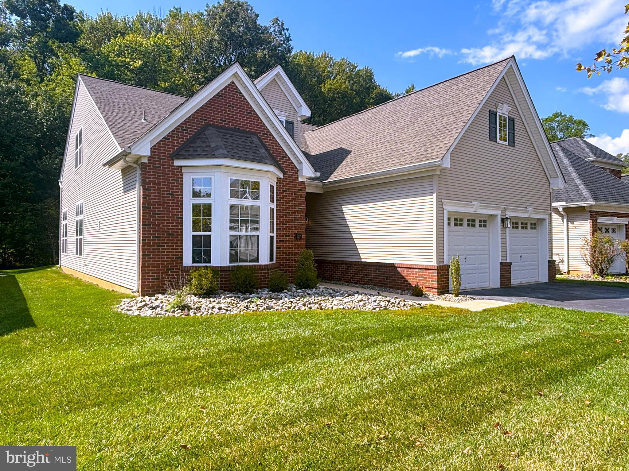 49 Sedona Boulevard Hamilton, NJ 08691 - Photo 2 of 54 Gallery Image 2