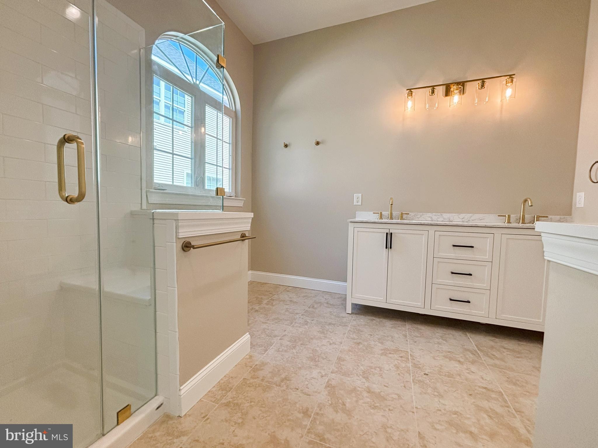 49 Sedona Boulevard Hamilton, NJ 08691 - Photo 28 of 54 Main Bath