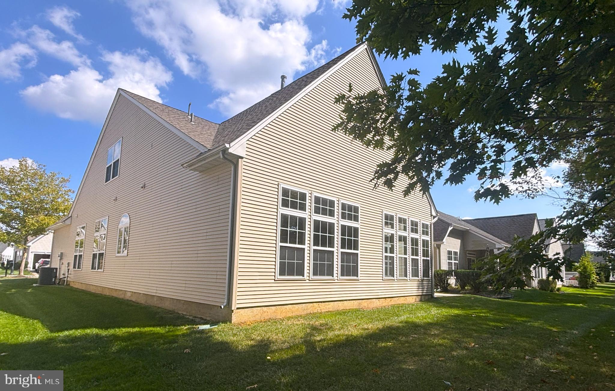 49 Sedona Boulevard Hamilton, NJ 08691 - Photo 4 of 54 Gallery Image 4