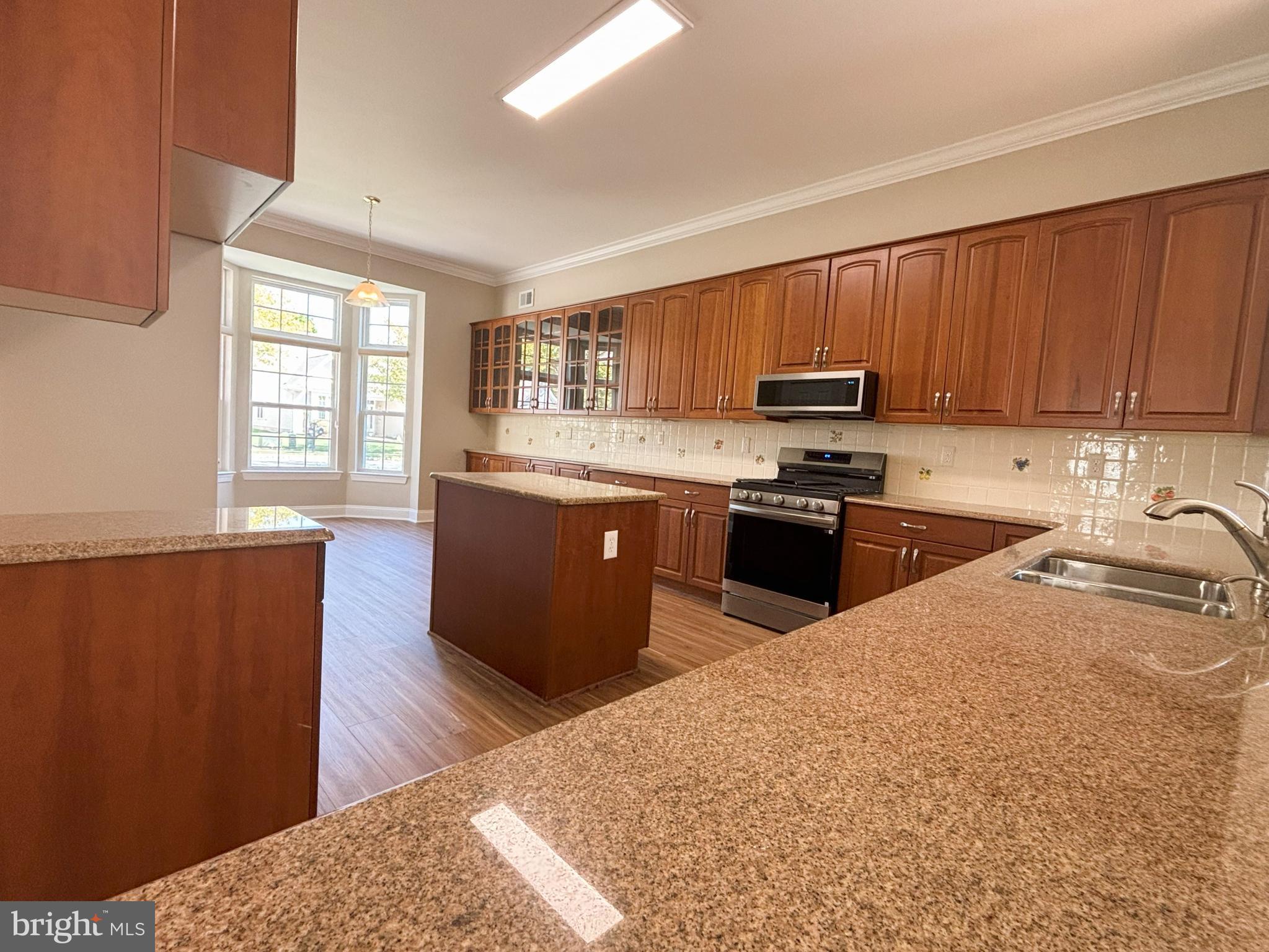 49 Sedona Boulevard Hamilton, NJ 08691 - Photo 8 of 54 Gallery Image 8
