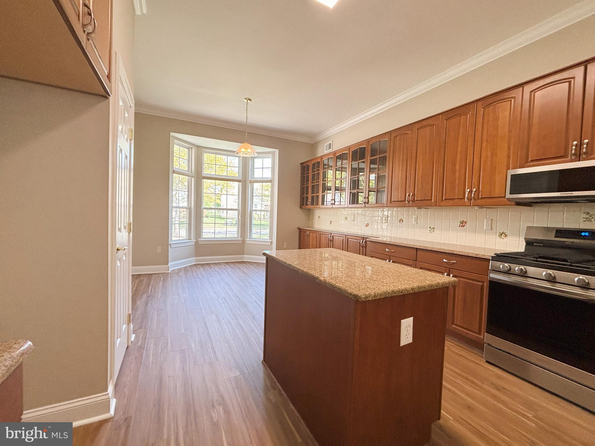 49 Sedona Boulevard Hamilton, NJ 08691 - Photo 9 of 54 Gallery Image 9
