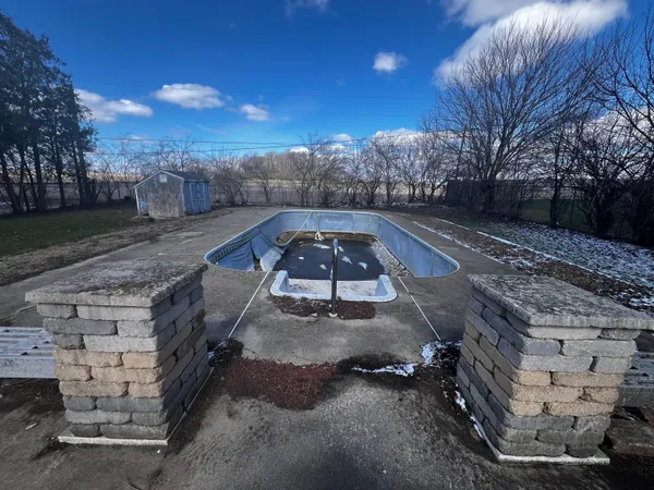 $229,900 | 360 East Arnotts Drive, Rensselaer, IN 47978