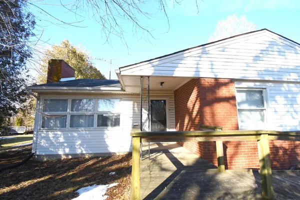 $229,900 | 360 East Arnotts Drive, Rensselaer, IN 47978