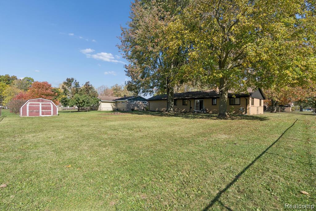 241 Raleigh Place Lennon, MI 48449 - Photo 41 of 45 Gallery Image 41