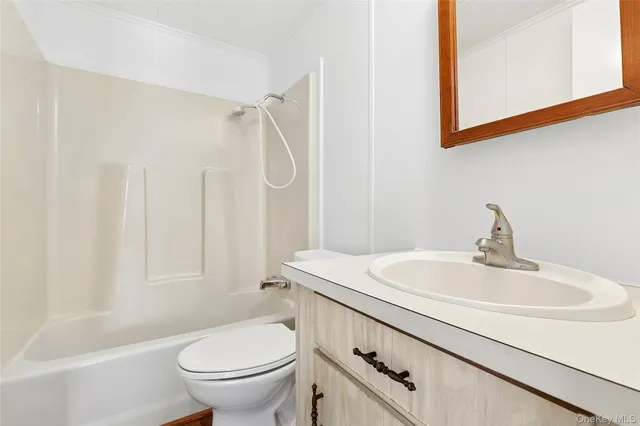 $219,000 | 1661-434 Old Country Road, Riverhead, NY 11901