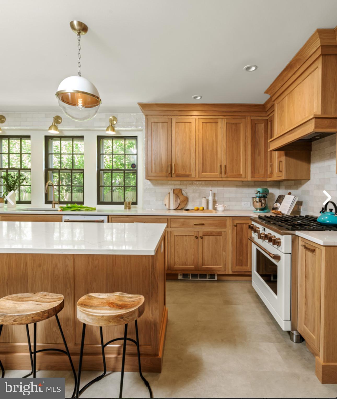 30 Summit Street Philadelphia, PA 19118 - Photo 3 of 83 Gallery Image 3