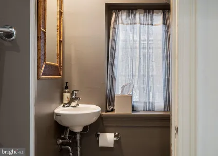 $2,100,000 | 30 Summit Street, Philadelphia, PA 19118