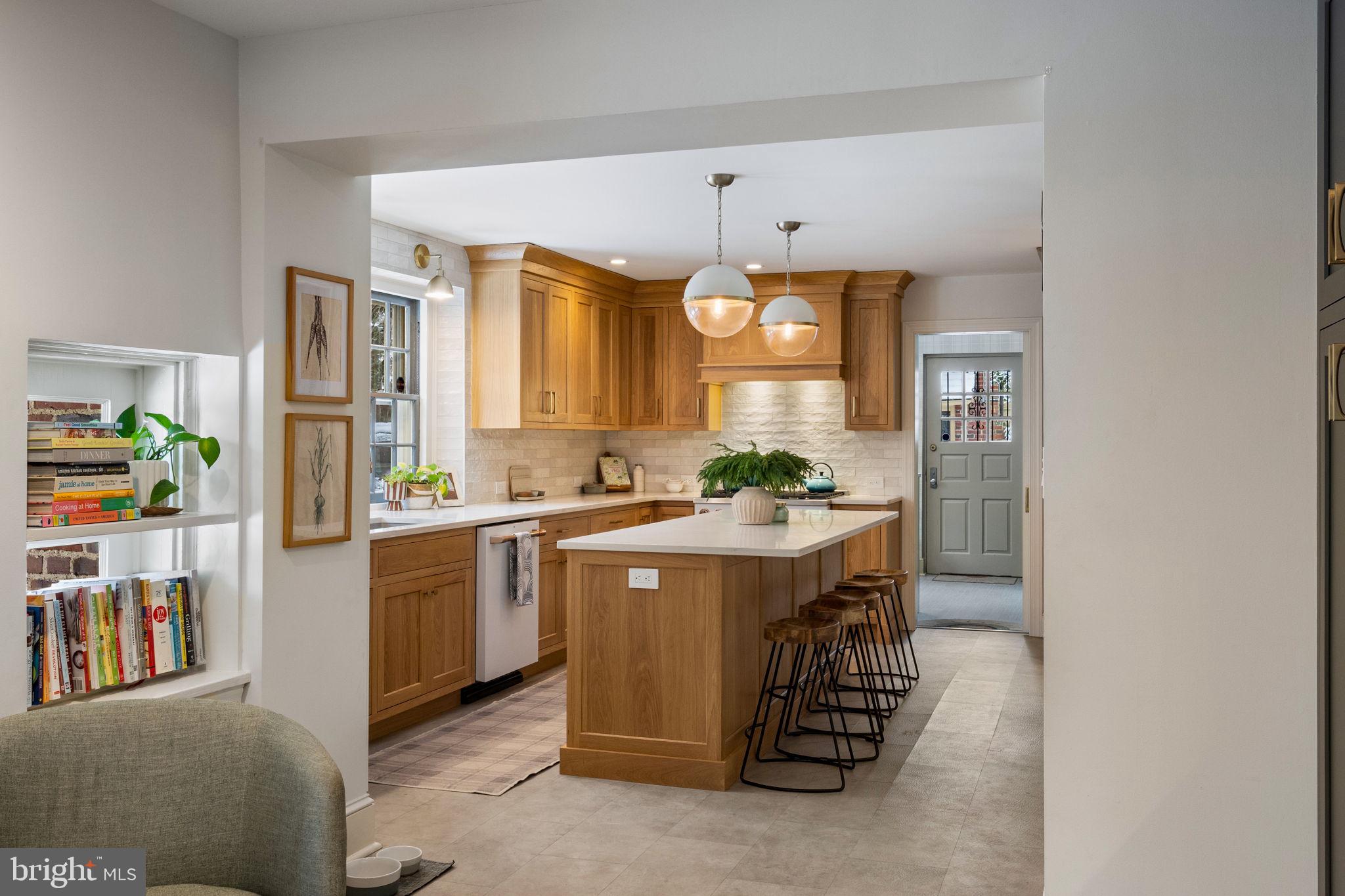 30 Summit Street Philadelphia, PA 19118 - Photo 5 of 83 Gallery Image 5