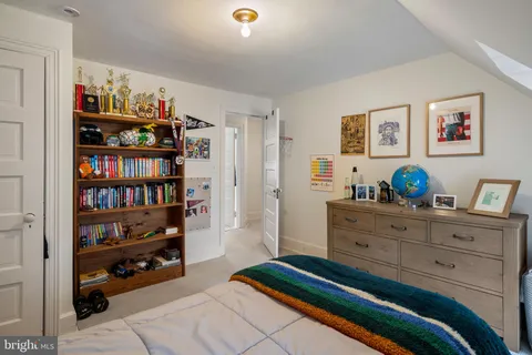 $2,100,000 | 30 Summit Street, Philadelphia, PA 19118