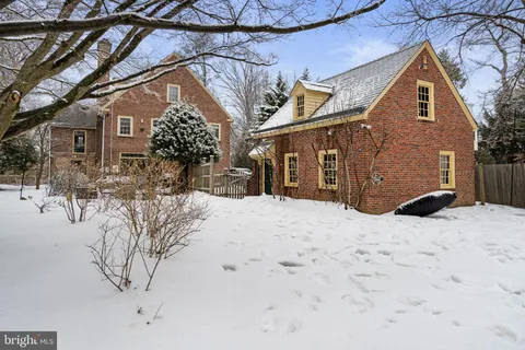 $2,100,000 | 30 Summit Street, Philadelphia, PA 19118