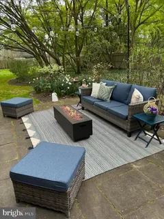 $2,100,000 | 30 Summit Street, Philadelphia, PA 19118