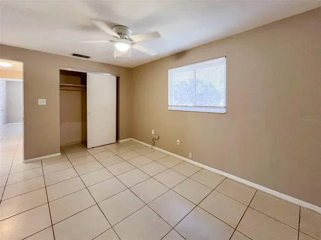 $1,995 | 5001 Bell Meade Drive, Sarasota, FL 34232